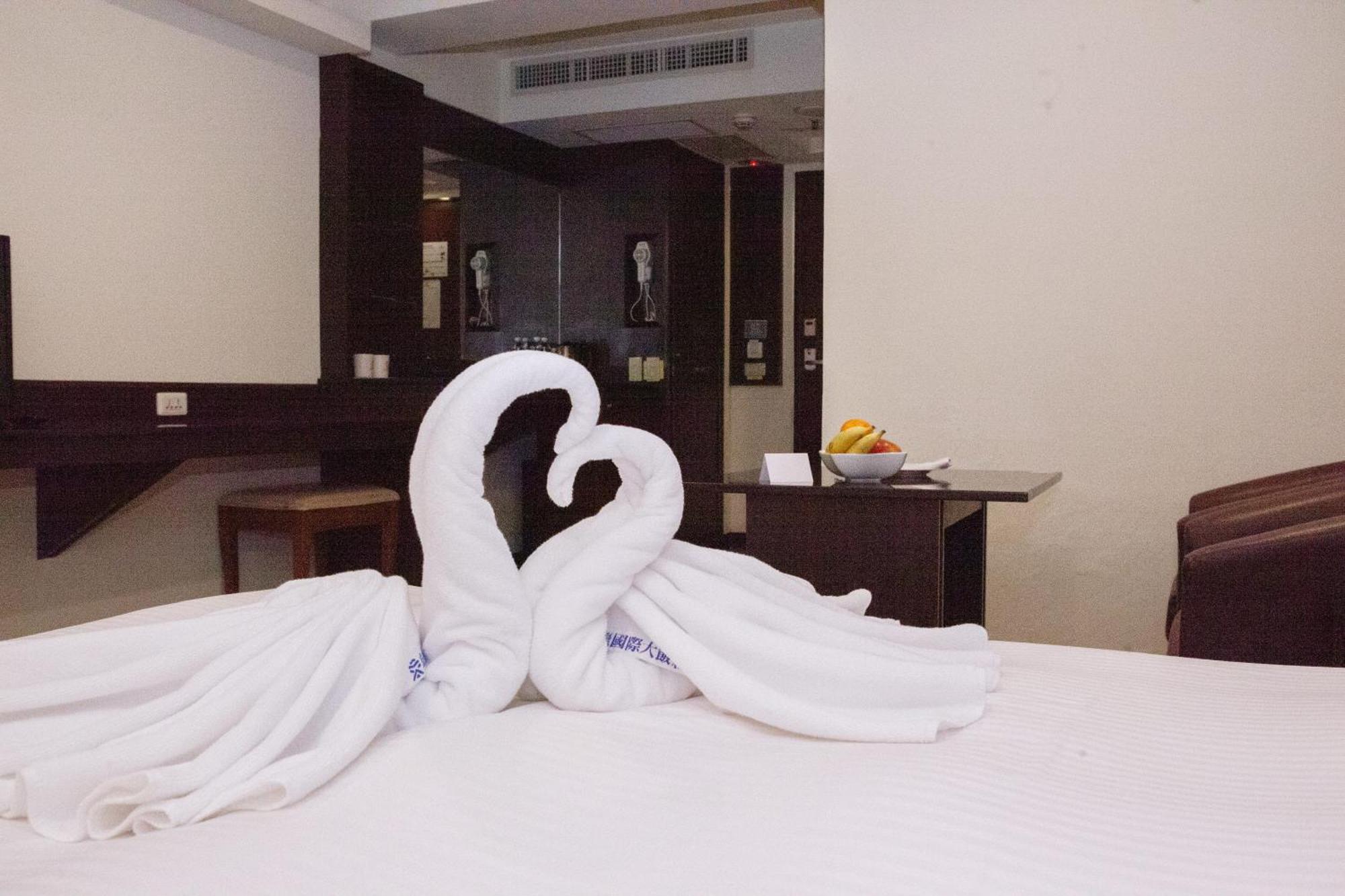Yuai Fu Hao Hotel Тайджун Екстериор снимка
