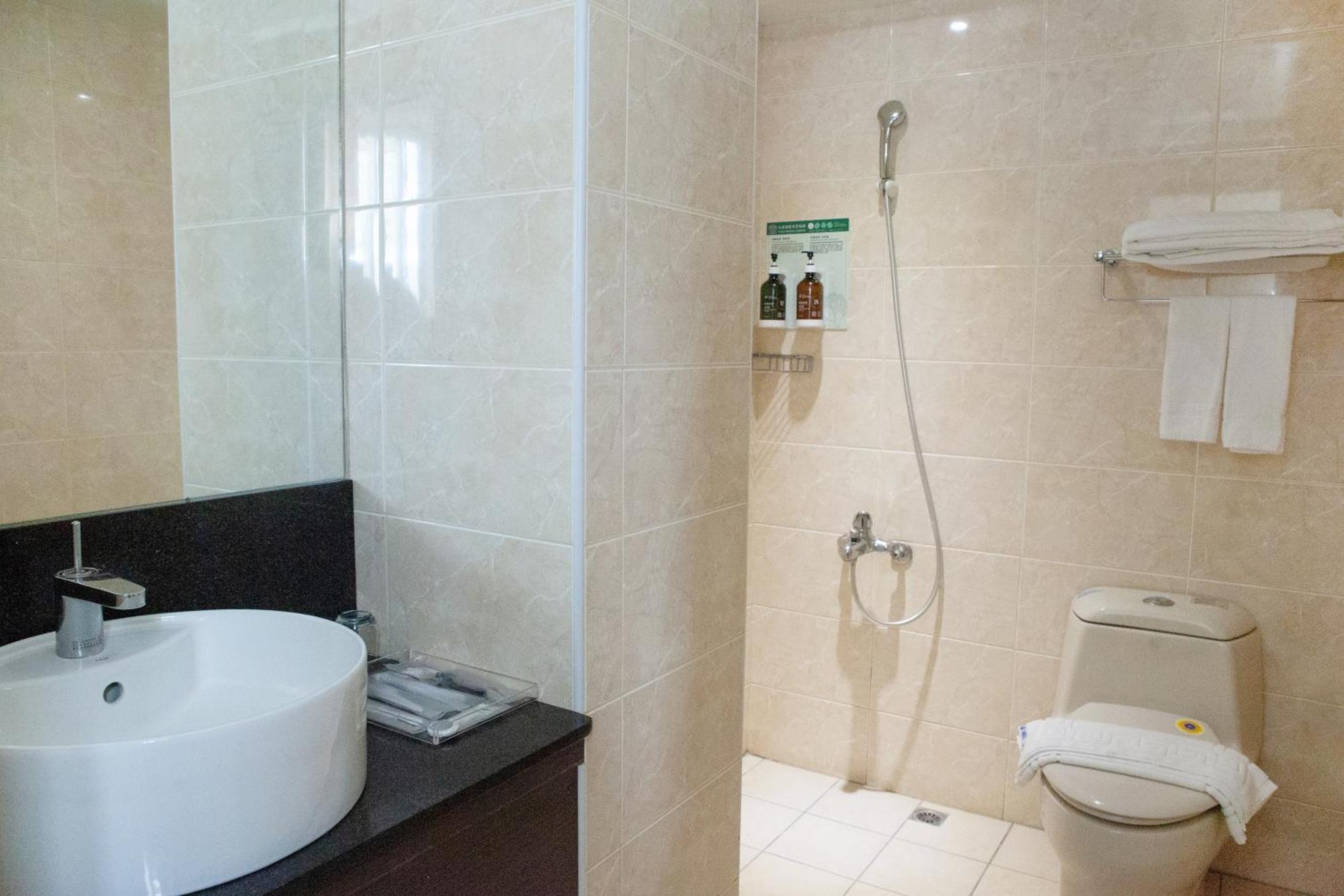 Yuai Fu Hao Hotel Тайджун Екстериор снимка