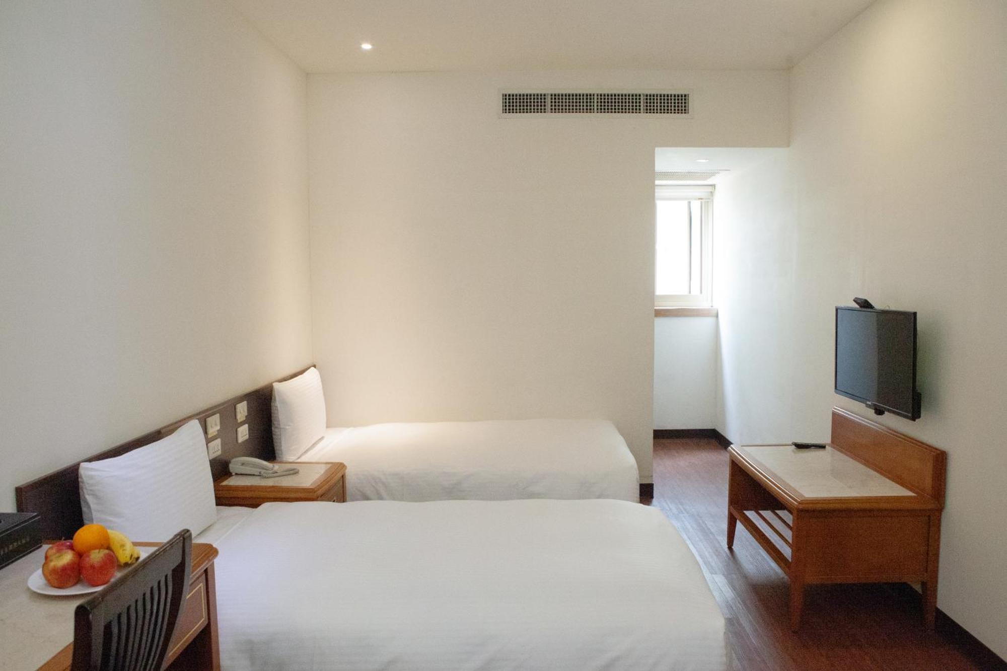 Yuai Fu Hao Hotel Тайджун Екстериор снимка